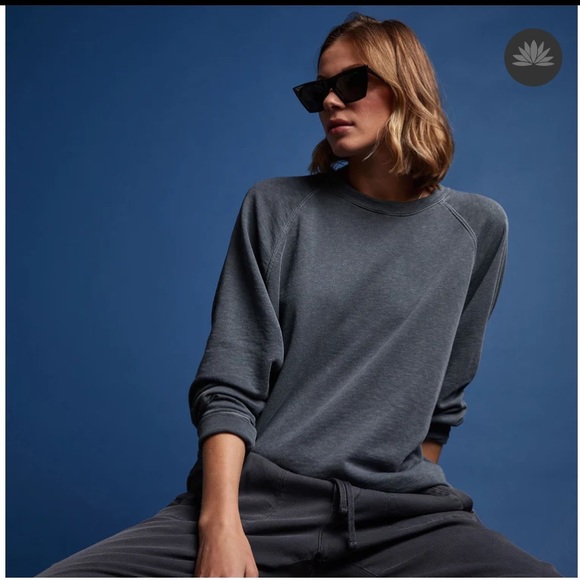 James Perse Tops - NWT standard James Perse navy m size 0 VINTAGE FRENCH TERRY RELAXED SWEATSHIRT